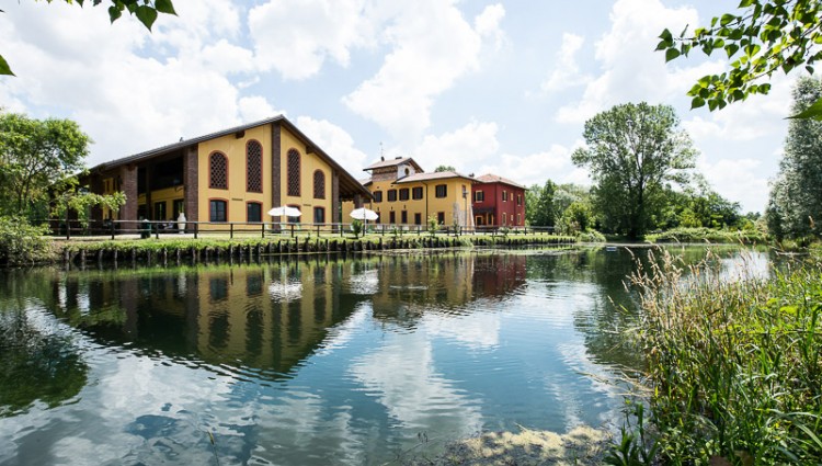 FERRAGOSTO CONTRY & CHIC in CASCINA GALIZIA